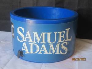 lot 43 image: SAMUEL ADAMS  PLASTIC TUB COOLER  16.5 DIAM