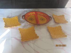 lot 72 image: 5PCS HOME GARDEN PARTY STONEWARE COLLECTION PLATTER AND PLATES