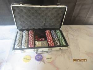 lot 77 image: POWER SERIES POKER SET IN ALUMINUM CARRY CASE