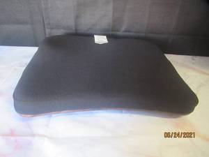 lot 111 image: SEAT CUSHION FOR BACK PAIN
