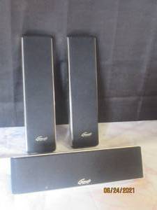 lot 158 image: 3PC GENESIS MEDIA LABS IM4 DIGITAL FUSION SPEAKER SYSTEM