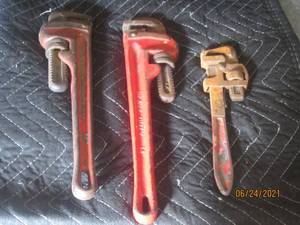 lot 174 image: TOTAL OF 3 PIPE WRENCH