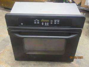 lot 250 image: GE ELECTRIC OVEN 205C2717P006