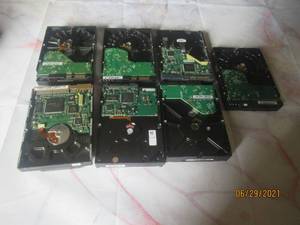 lot 256 image: 7 PC HARD DISK DRIVES