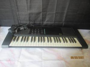 lot 259 image: THE MIRACLE PIANO TEACHING  SYSTEM
