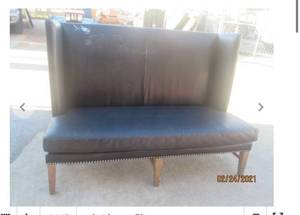 lot 278 image: 60 WAITING ROOM CHAIR