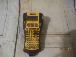 lot 293 image: DYNO RHINO 5200 LABLE MAKERPRINTER WORKS