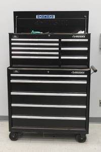 lot 48 image: HUSKY 2PC 14 DRAWER ROLLING TOOL BOX CONTENTS NOT INCLUDED