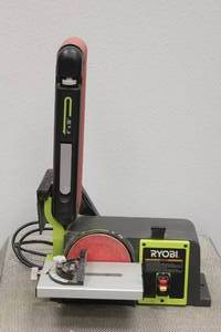 lot 60 image: RYOBI BD4601G 4X6 BELT AND DISC SNADER
