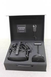 lot 98 image: OCULUS VR XBOX WMVR102N2004JV
