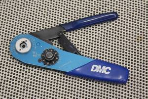 lot 117 image: DMC AFM8 CRIMPING TOOL M225202-01