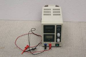 lot 119 image: EXTECH INSTRUMENTS 382200 DC POWER SUPPLY
