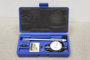 lot 161 image: FOWLER 7-1.5X TENDER DIAL BORE&nbsp GAUGE .0005 IN CASE&nbsp