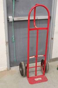 lot 212 image: MILWAUKEE TRUCK 10019&nbsp