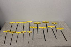 lot 221 image: TOTAL OF 16 BONDHUS HEX T-HANDLE TOOLS&nbsp