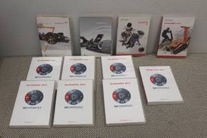 lot 246 image: TOTAL OF 11 SOLID WORKS TUTORIAL VIDEO INSTRUCTION DISK IN ORIGINAL CASE