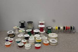 lot 301 image: GENEROUS AMOUNT OF ASSORTED COLOR WIRE CABLE&nbsp  SEE PICS&nbsp