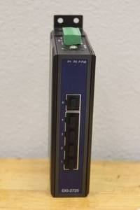 lot 333 image: ADVANTECH 5-PORT INDUSTRIAL UNMANAGED LIGHT GIGIBIT SWITCH,&nbsp EKI-2725&nbsp