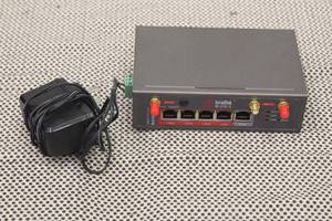 lot 341 image: SERIAL LINK INDUSTRIAL HIGH POWER WIFI&nbsp 4G ROUTER ,SLK-E900