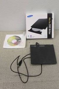 lot 344 image: SAMSUNG ULTRA THIN DVD WRITER, SE-208