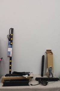 lot 400 image: LOT OF SURGES AND WORKSHOP POWER DISTRIBUTION STRIP&nbsp