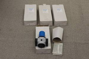 lot 405 image: 4 FESTO PRESSURE REGULATORS 162591