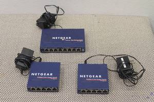 lot 412 image: 3 NETGEAR FAST ETHERNET SWITCH FS108 AND PROSAFE 5 PORT GIGIBIY SWITCH GS105
