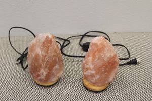 lot 414 image: 2 HIMALAYAN SALT LAMPS 8TALL