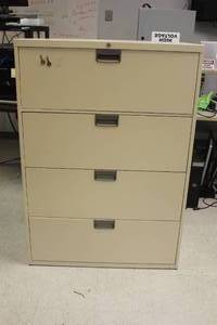 lot 424 image: STEEL CASE 4 DRAWER FILE CABINET 36x52