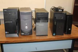 lot 459 image: LOT OF 5 CPU SEE PICS