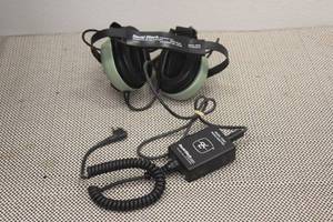 lot 489 image: DAVID CLARK H6040 WITH DAVID CLARK RADIO ADAPTER C6007