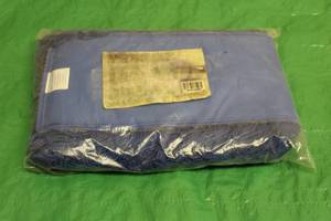 lot 4 image: MICROWORKS 48 BLUE DUST MOP CANVAS BACK POCKET , 2506-MFDM-488