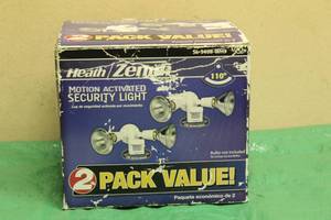 lot 9 image: HEALTH ZENITH 2-PACK MOTION ACTIVATED SECURITY LIGHTS&nbsp