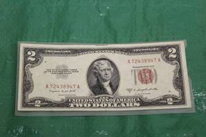 lot 18 image: TWO DOLLAR ($2)&nbsp SERIES 1953 B RED SEAL BANK NOTE&nbsp