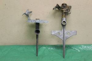 lot 38 image: YARD STAKE SPRINKLERS
