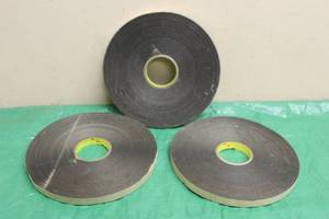 lot 41 image: 3 ROLLS OF 3M 4492B DOUBLE COATED POLYETHYLENE DOUBLE SIDED FOAM TAPE BLACK 1 X 72YDS