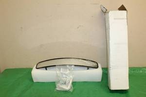 lot 60 image: 17 PANORAMIC REAR VIEW MIRROR CARSUV