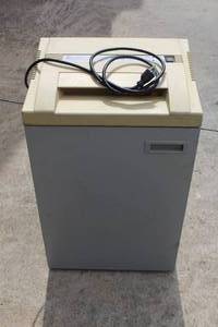 lot 83 image: FELLOWES POWERSHRED 320CC