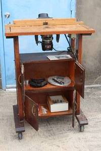 lot 85 image: CUSTOM ROUTER TABLE WITH BITS AND ACCESSORIES WORKS