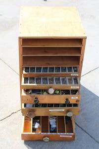 lot 89 image: STORAGE DRAWERS WITH ELECTRICAL COMPONENTS SEE PICS
