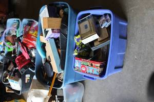 lot 95 image: MISC LOT GREAT FOR GARAGE SALES TOTES INCLUDED