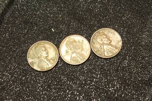 lot 137 image: LOT OF 3 D-MINT PENNIES 1950.1951 AND 1957