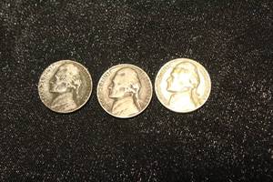 lot 138 image: LOT OF 3 NICKELS 1940,1946 AND 1948