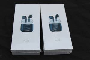 lot 149 image: TOTAL OF 2 HOOKED PRO 4 WIRELESS BLUETOOTH HEADPHONE (BLUE)