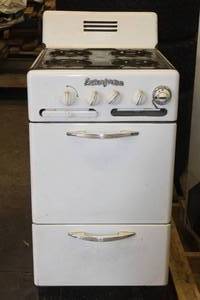 lot 5 image: ANTIQUE ENTERPRISE GAS STOVE