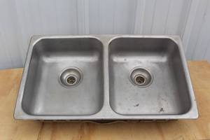 lot 50 image: GE STAIINLESS STEEL DOUBLE DROP IN SINK&nbsp