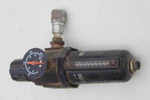 lot 81 image: ARO FLUID MANAGEMENT STANDARD FILTERREGULATOR 175PSI  12 BAR 1207KPA