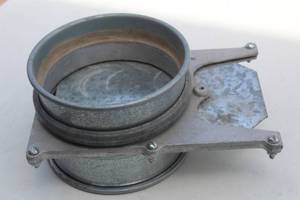lot 82 image: 7 DIAMETER GAVALNIZED DUST COLLECTOR BLAST GATE