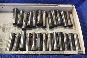 lot 114 image: LOT OF 25 ASSORTED MILLING MACHINE COLLETS USED WITH BRIDGEPORT LOT#110