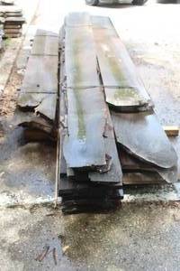 lot 142 image: PALLET OF OAK WOOD